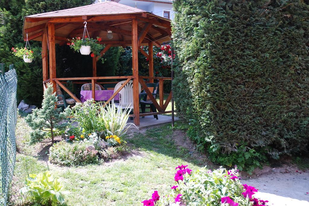 Antal Apartmanok Zalakaros Zewnętrze zdjęcie